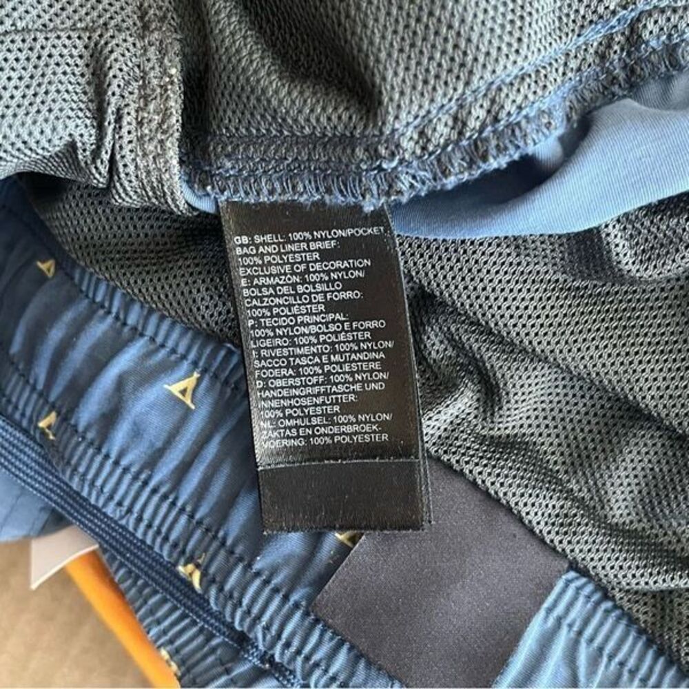 The North Face Swim 100% Nylon Tent Pattern Board Shorts - Picture 8 of 8